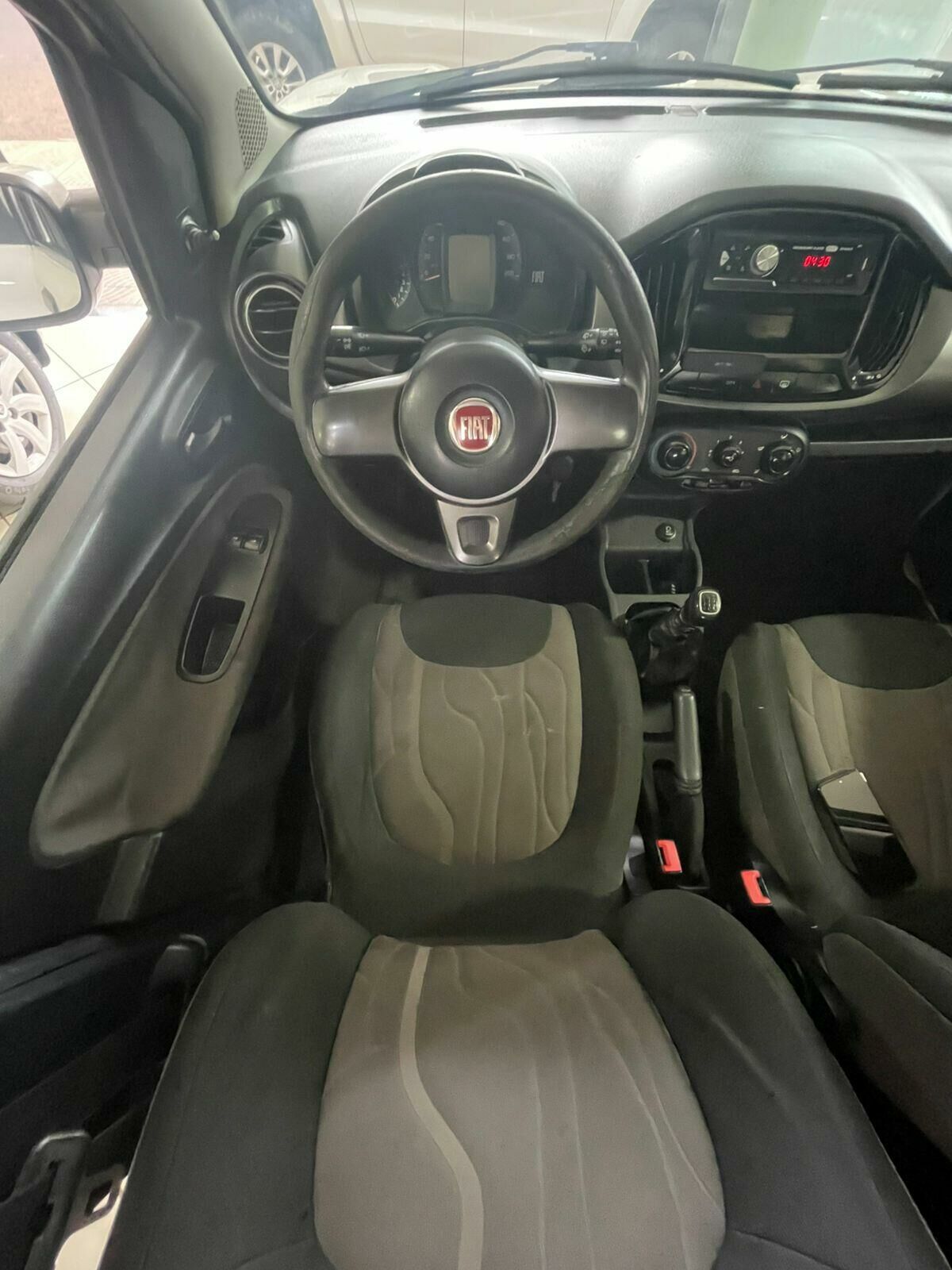 Imagem do veículo  FIAT UNO WAY 1.0